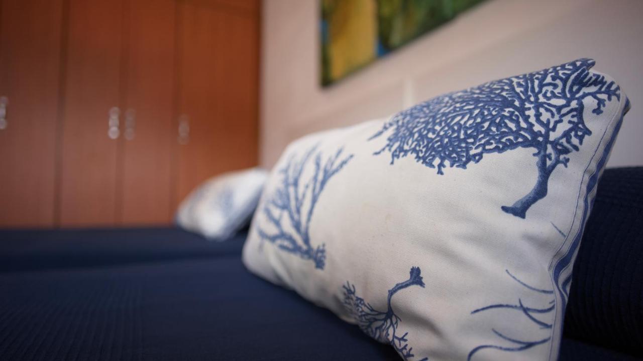 Апартаменты Apartamento En La Caleta El Hierro Вальверде Экстерьер фото